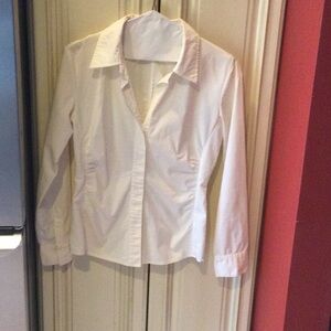 Classic White Women's Button Down Top Fitted 4